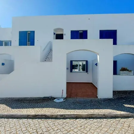 All Dreams Apartment- Windmill Hill Apartament *
